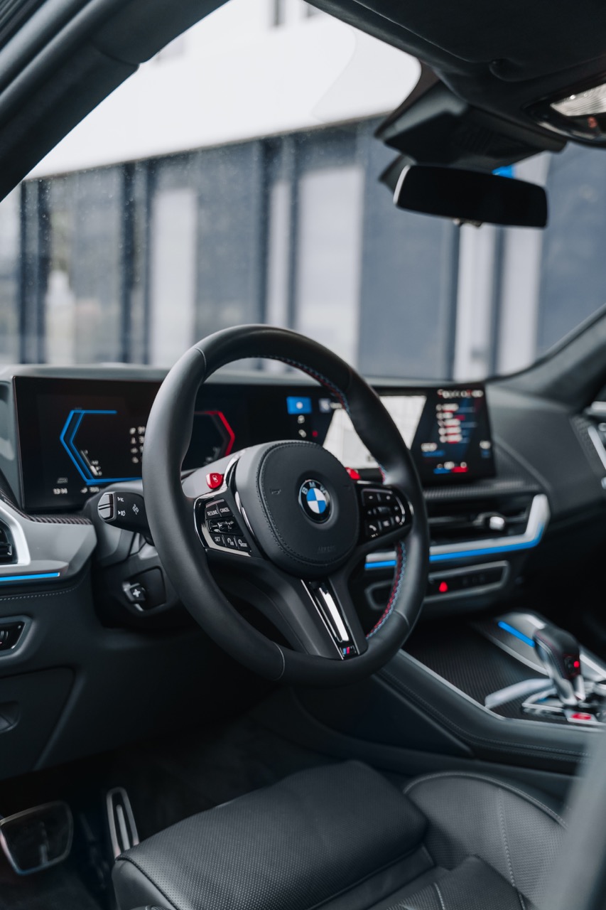 BMW XM ochronna folią satynowa PPF oraz Lion's Skin